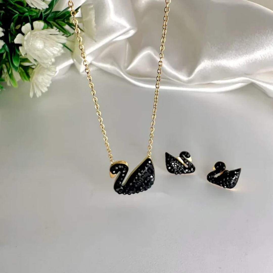 Stainless Swan Earring And Necklace Set