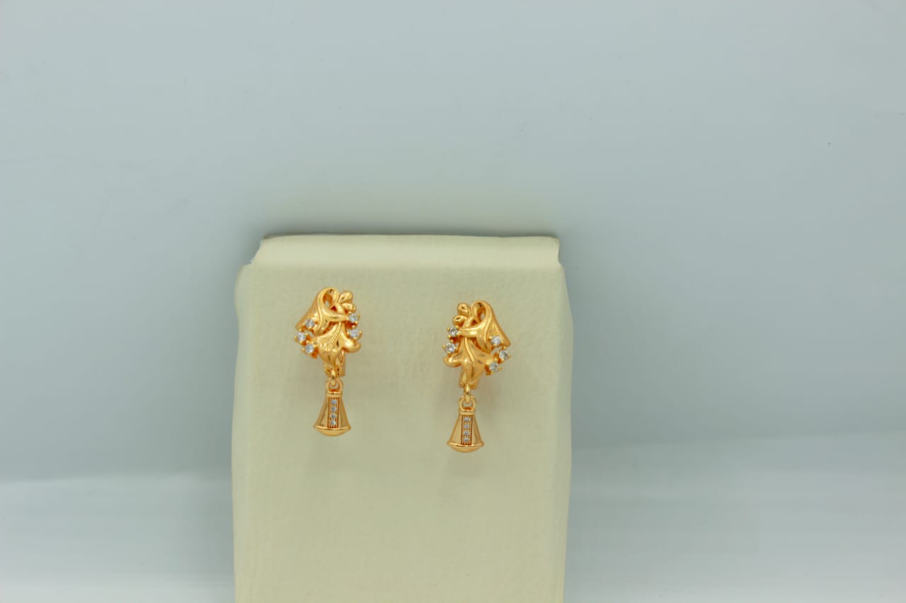 Gorgeous Unique Design Gold Plated Earrings For Girls/women